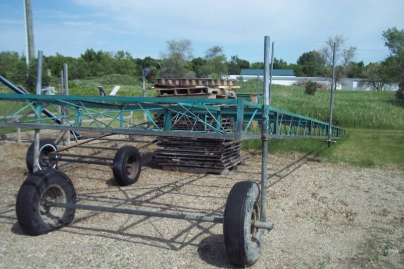 lot 29 image: Daka 32 Steel Roll in Dock 8 Patio with 45 corner and cedar decking