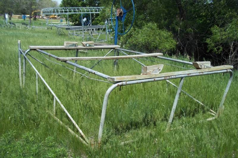 lot 47 image: 1290 EZ Roll Boat Lift