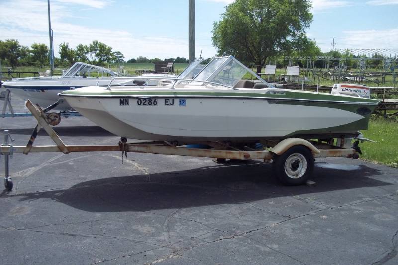 Glastron boats for sale in Minnesota 