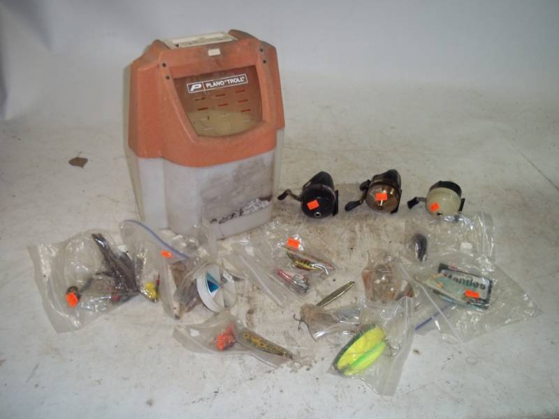 lot 71 image: Minnow Bucket, 3 Reels and Fishing Tackle