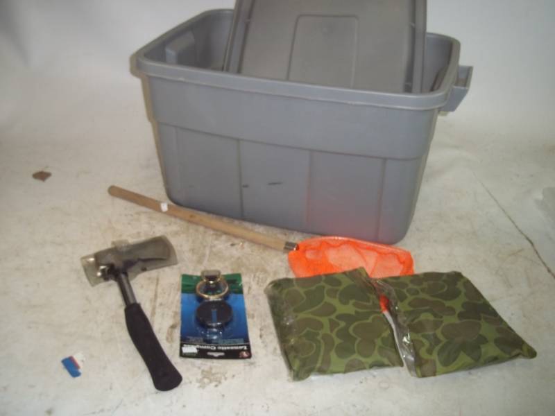 lot 97 image: Camping Supplies with tote
