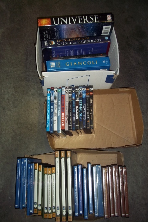 lot 99 image: College courses Physics Science and History Books and DVDs