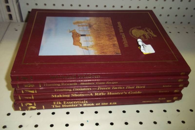 lot 101 image: Hunting Books
