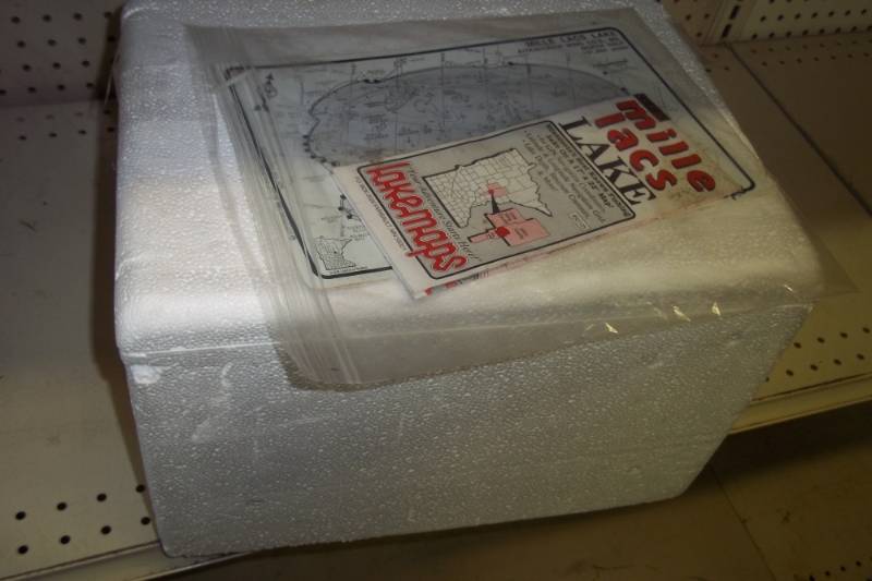 lot 130 image: Night crawler cooler with Mille lac lake maps