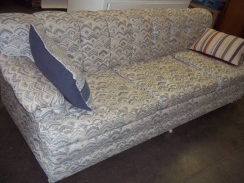 lot 163 image: Couch with pillows