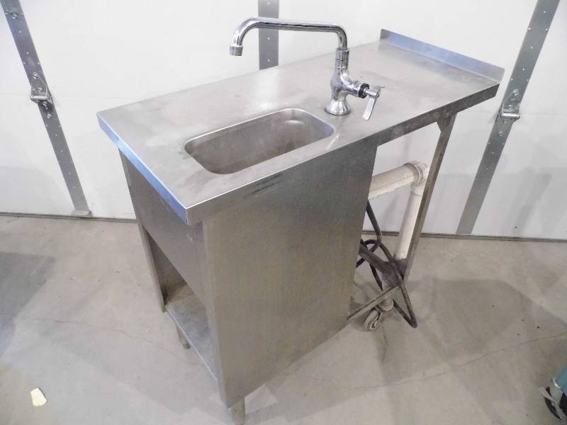 lot 2 image: Stainless Steel Table