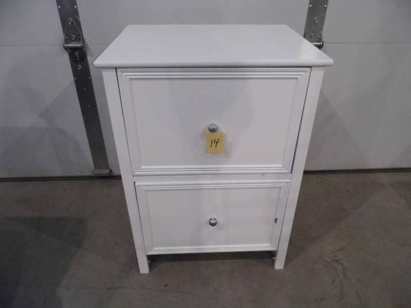 lot 14 image: File Cabinet