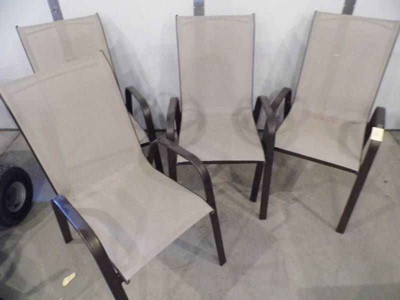 lot 15 image: Lot of 4 Patio Chairs