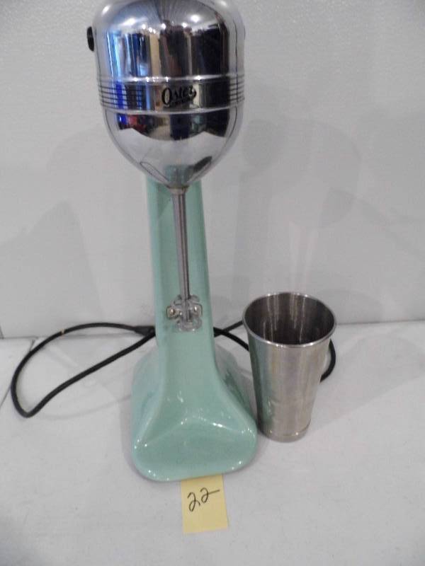 lot 22 image: Oster Malt Mixer