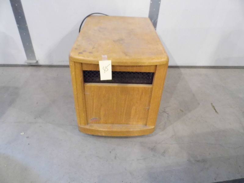 lot 45 image: Wooden Cased Heater