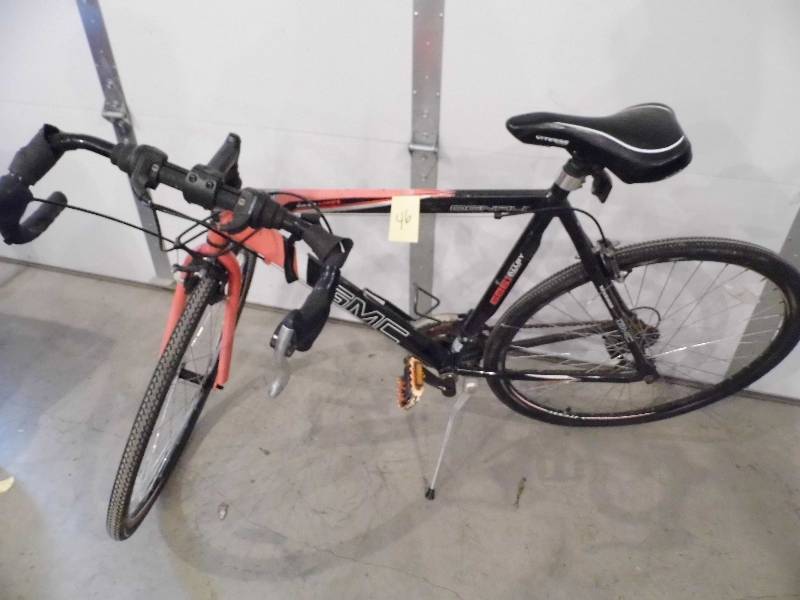 lot 46 image: GMC Bicycle