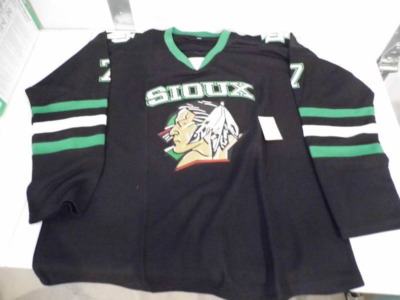 UND Fighting Sioux Jersey