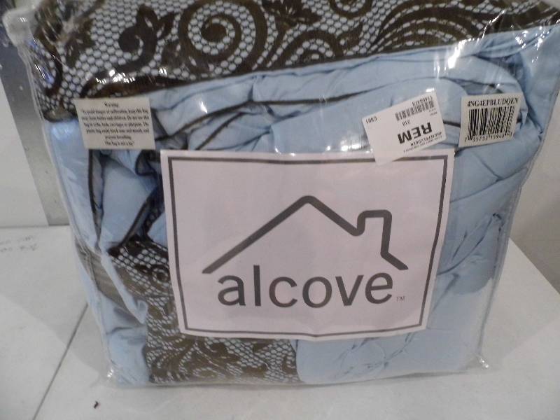 Alcove 30 Piece Bed Set