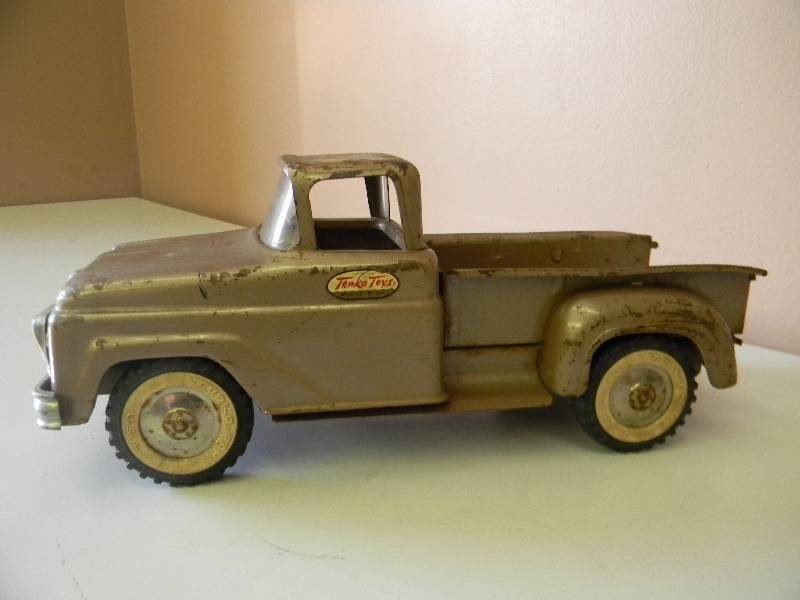 lot 4 image: VINTAGE TONKA MOUND MINNESOTA 1950s PICK UP - SEE PICTURES