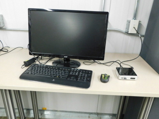 lot 98 image: DESKTOP COMPUTER MONITOR, KEYBOARD AND MOUSE