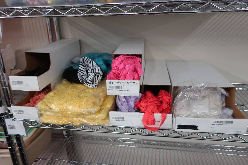 lot 511 image: MISC HEADBANDS