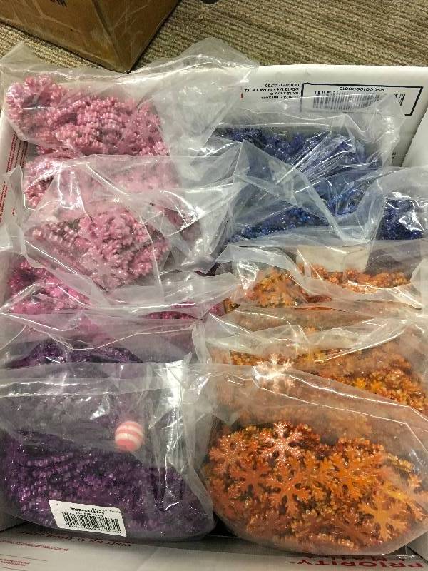 lot 31 image: BEADS