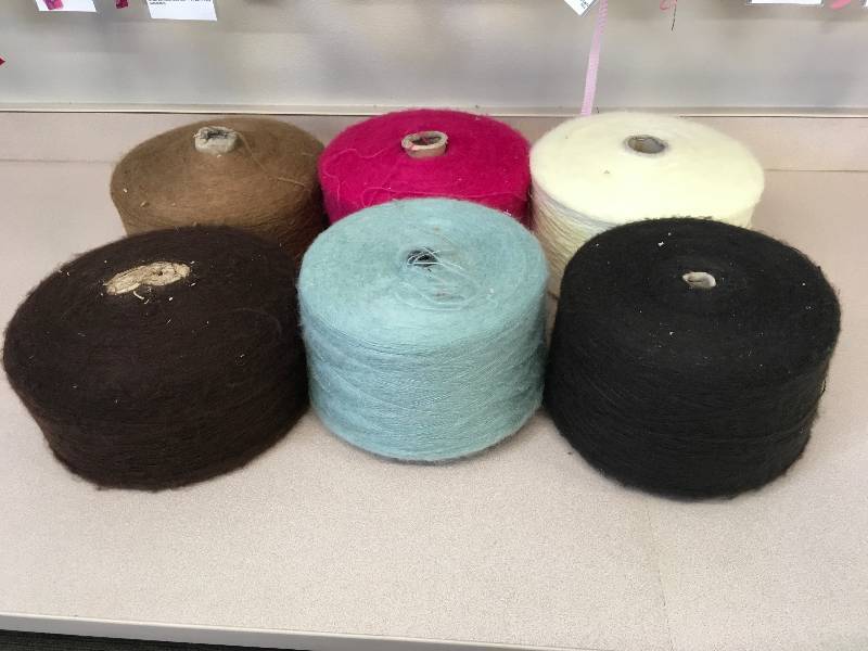 lot 37 image: WOOL