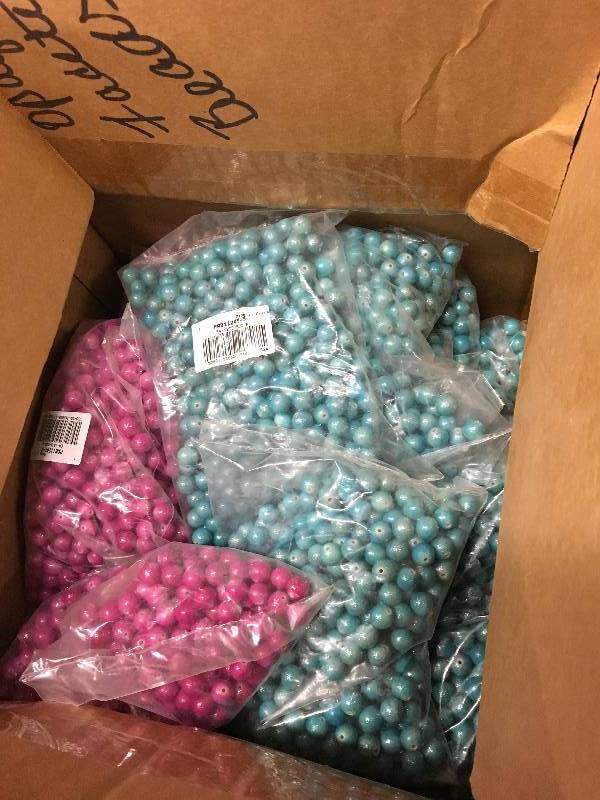 lot 53 image: BEADS