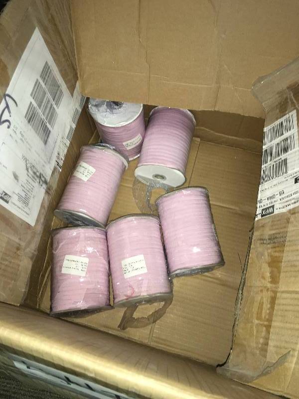 lot 71 image: SKINNY ELASTIC RIBBON