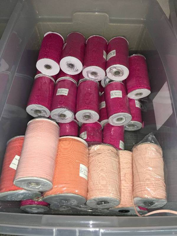 lot 83 image: SKINNY ELASTIC RIBBON