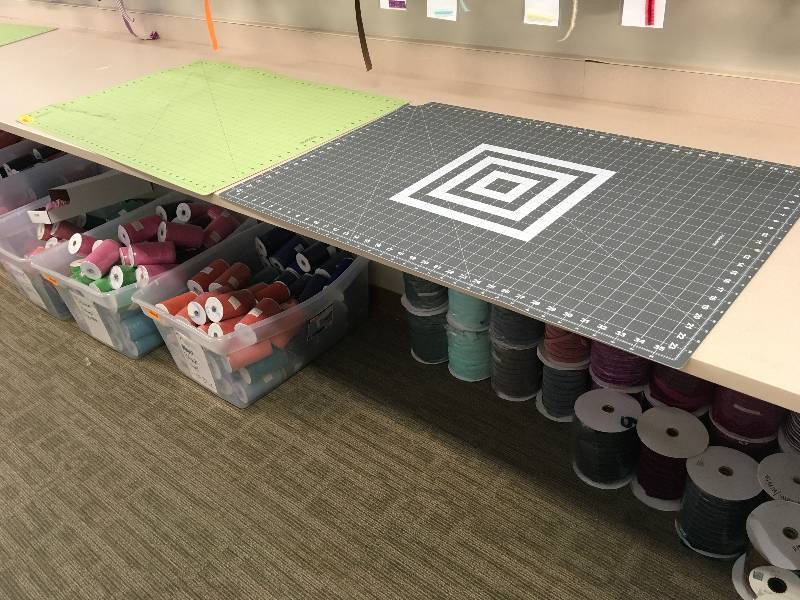 lot 121 image: SELF HEALING CUTTING MATS