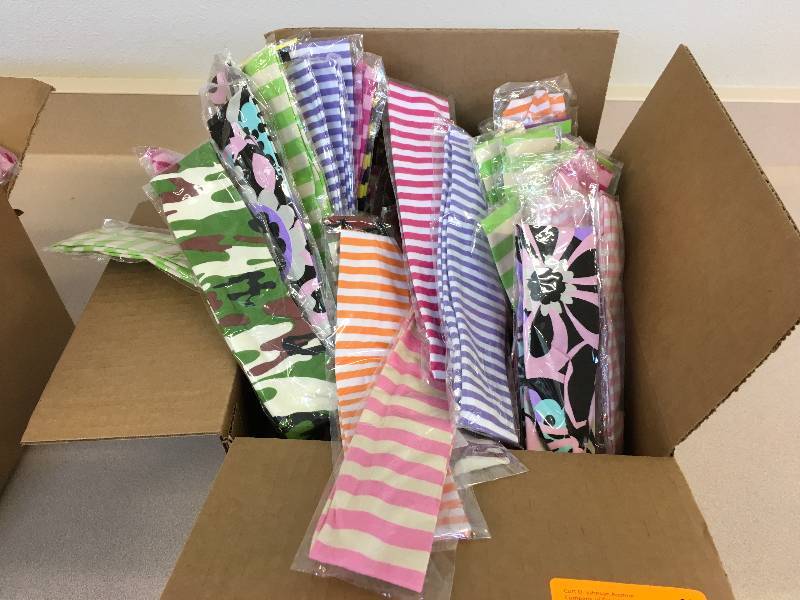 lot 130 image: 100 COUNT MIX OF HEADBANDS