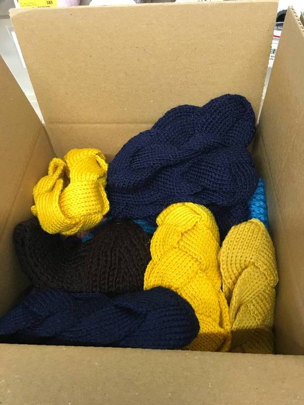 lot 188 image: KNITTED HEADWRAPS