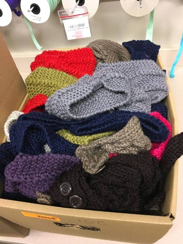 lot 202 image: KNITTED HEADWRAPS