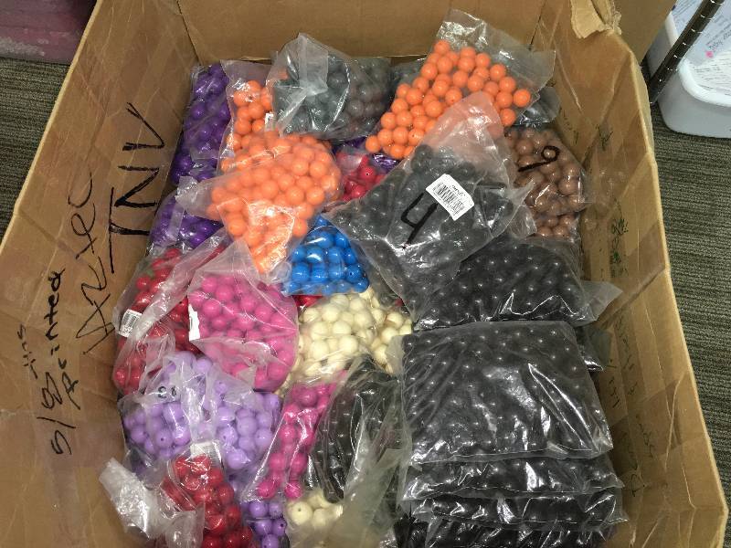 lot 227 image: BEADS