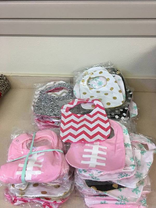 lot 310 image: BIBS