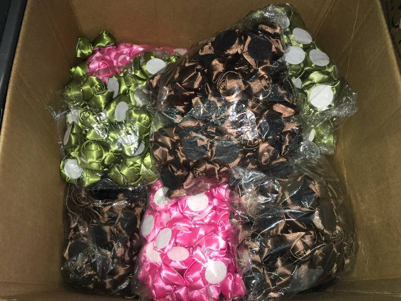 lot 341 image: FLOWERS, MIXED BOX