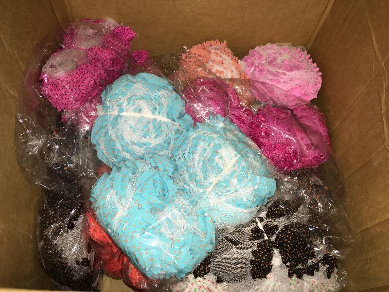 lot 383 image: FLOWERED RIBBON, SHABBY CHIFFON