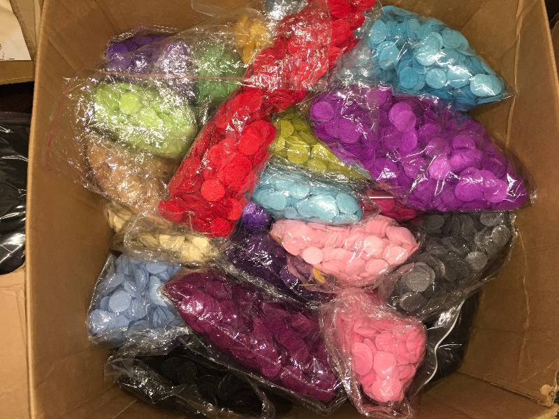 lot 412 image: FELT CIRCLES