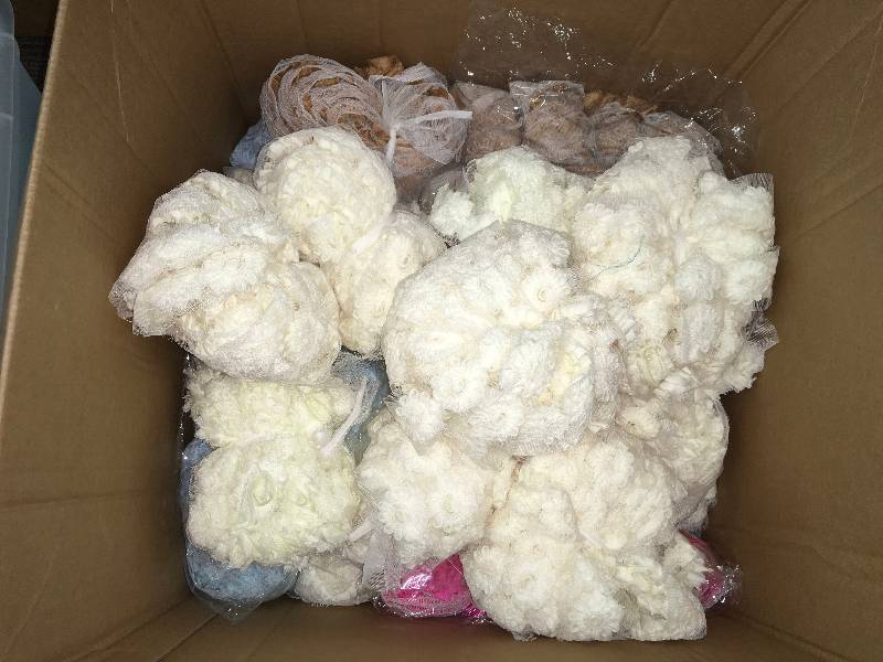 lot 426 image: FLOWERED RIBBON, SHABBY CHIFFON