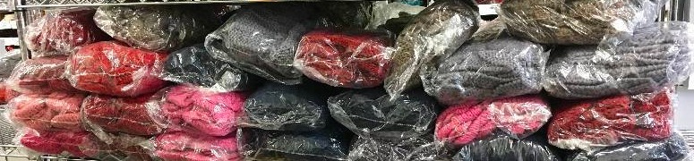 lot 447 image: HUGE LOT OF KNITTED HEADWRAPS