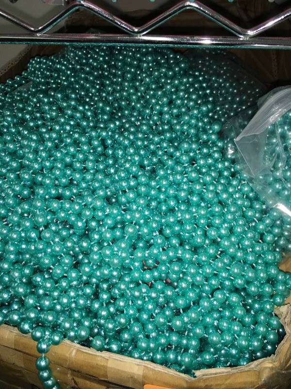 lot 544 image: AQUA PEARL STRING