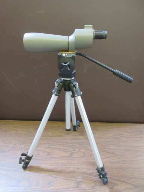 lot 309 image: BUSHNELL SPOTTING SCOPE AND TRIPOD