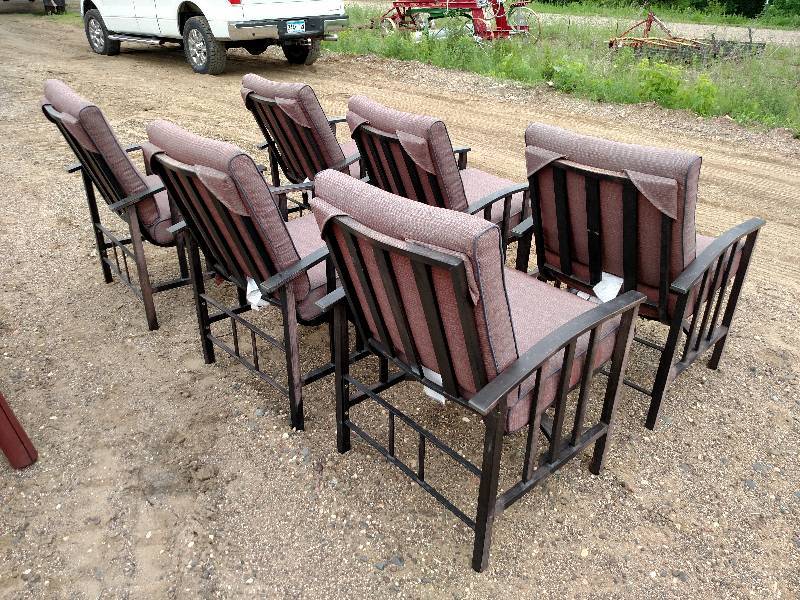lot 224 image: (6) Aluminum Patio Chairs...
