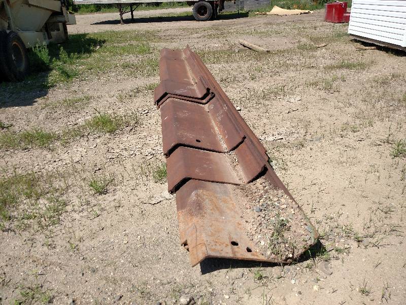 lot 230 image: Sheet Piling, Approx. 80 ...