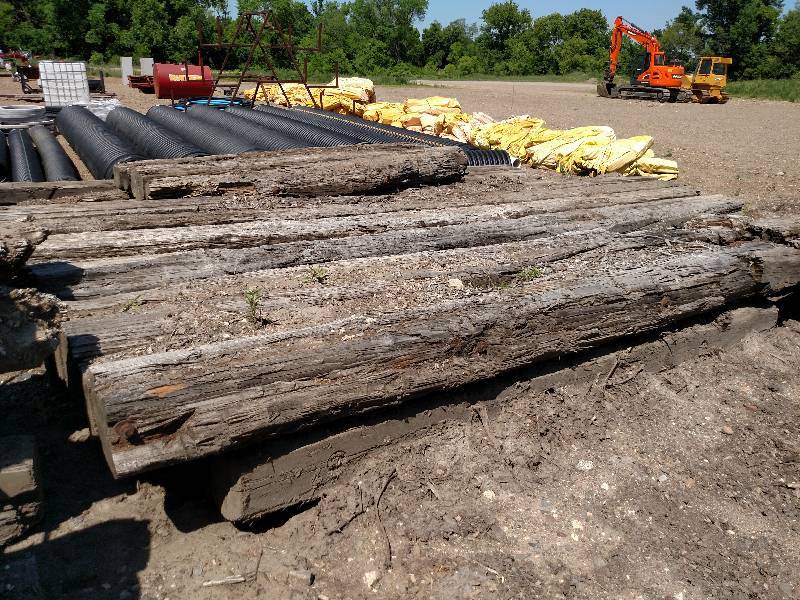 Asst'd Swamp Mats, Approx. 10 pcs.... Construction Surplus KBID