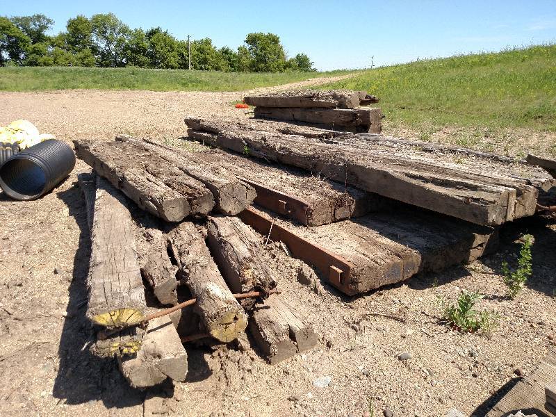 Asst'd Swamp Mats, Approx. 10 pcs.... Construction Surplus KBID