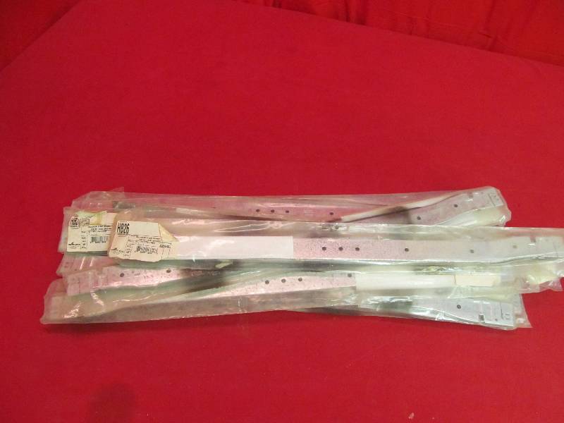 lot 35 image: bar hanger
