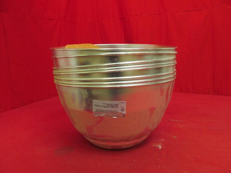 lot 39 image: light trim