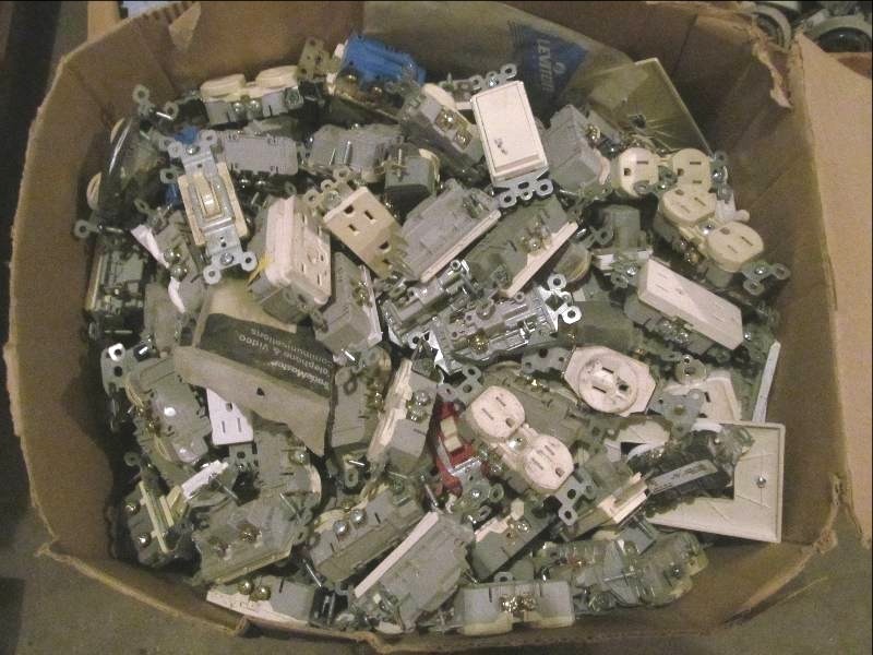 lot 76 image: electrical receptacles