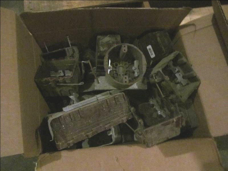 lot 91 image: outlet boxes
