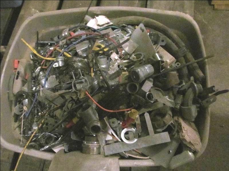 lot 94 image: couplings