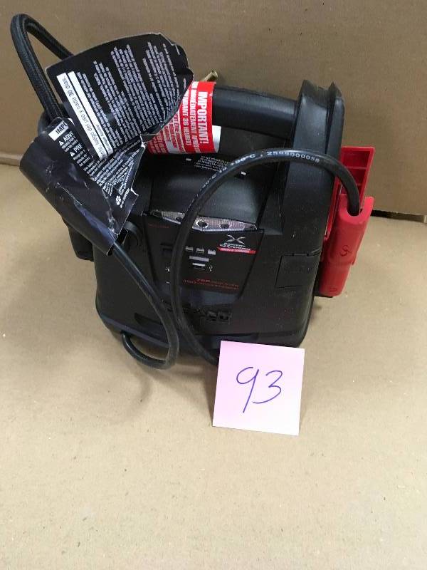 lot 93 image: Schumacher Battery Extender 12-Volt, 750 Amp Battery Jump Starter