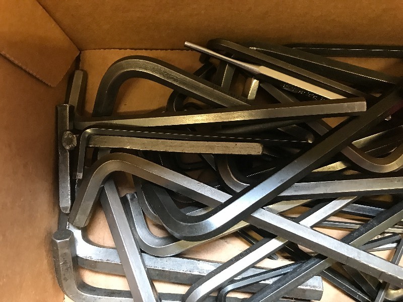 lot 405 image: LOT OF ALLEN  HEX WRENCHES