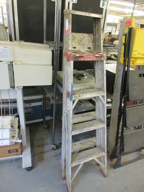lot 427 image: WERNER ALUMINUM STEP LADDERS